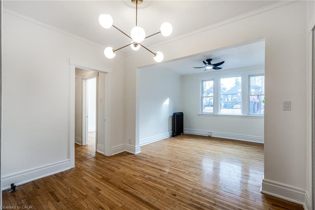 10-285 King Street W Property Photo 22