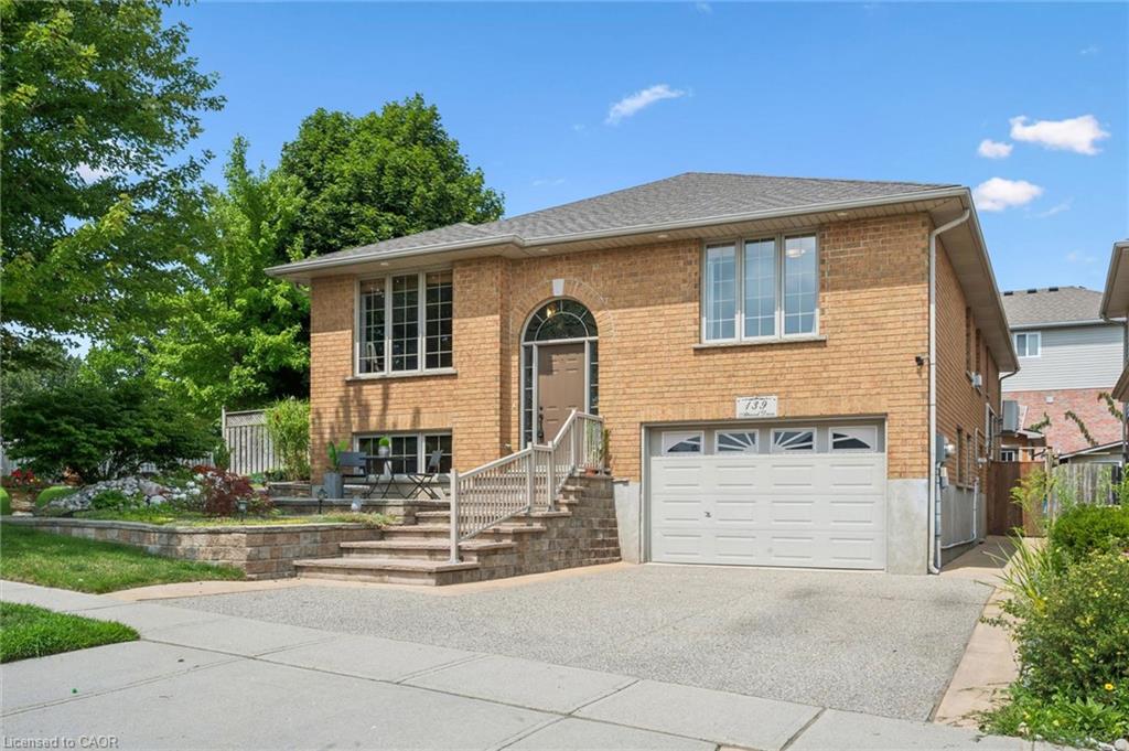 139 Attwood Drive Property Photo 3