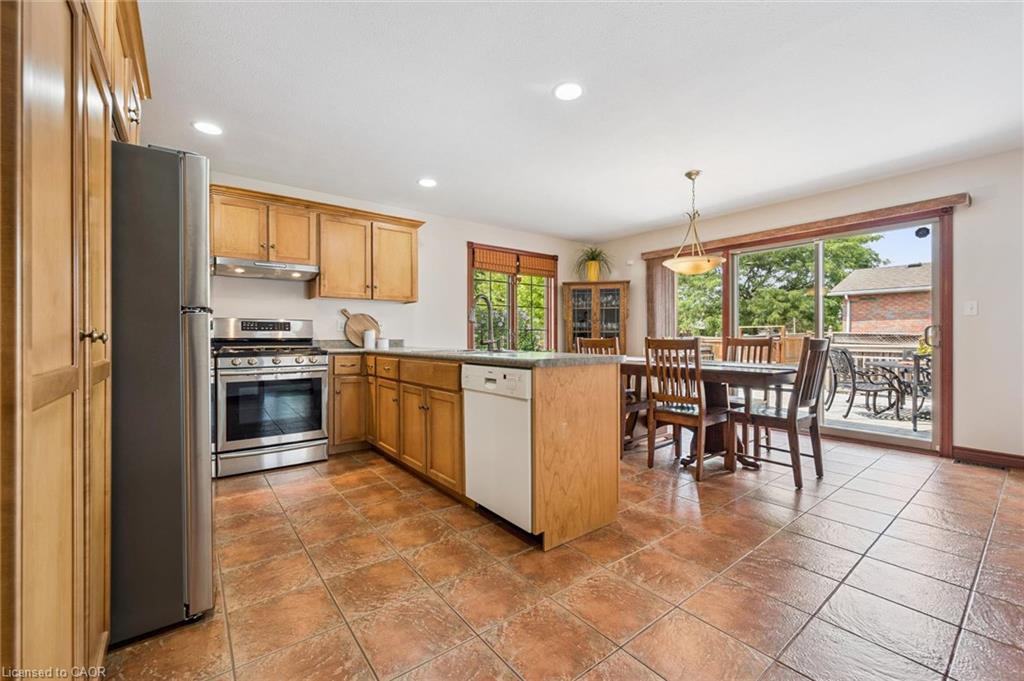 139 Attwood Drive Property Photo 14