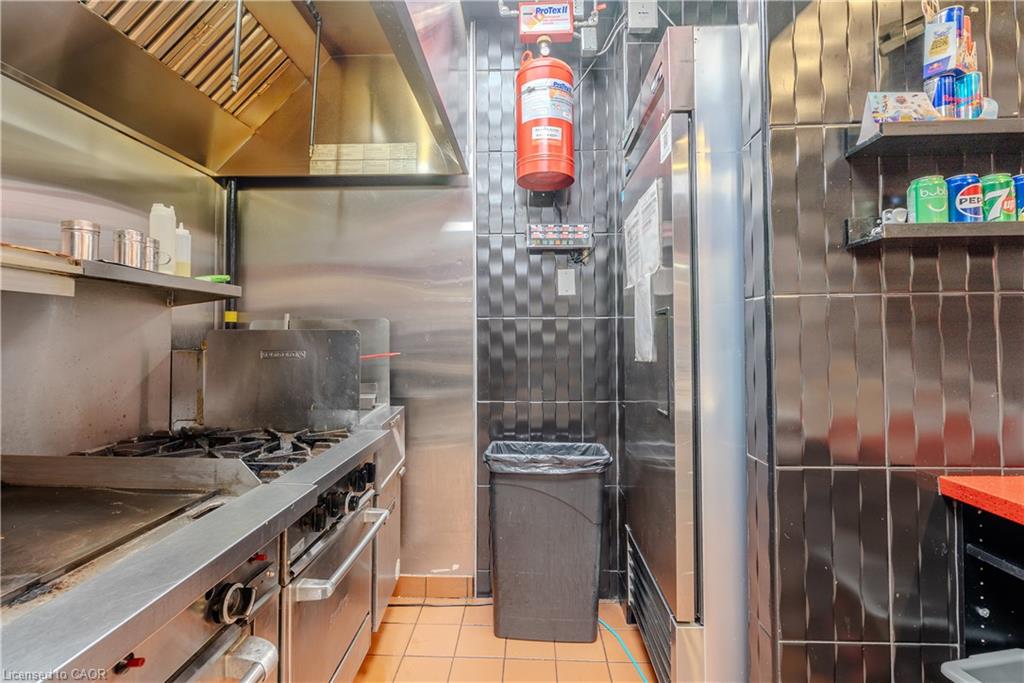 96 Gerrard St Property Photo 16