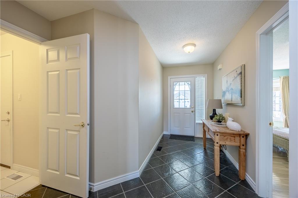 18 Carolina Way Property Photo 5