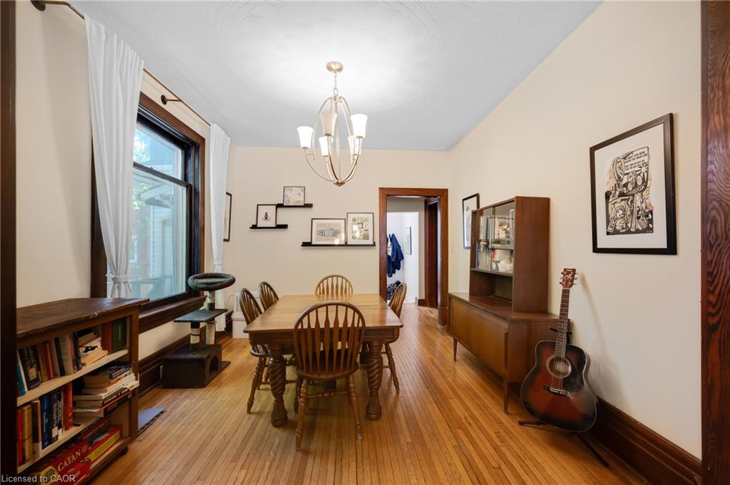 458 Woolwich Street Property Photo 14
