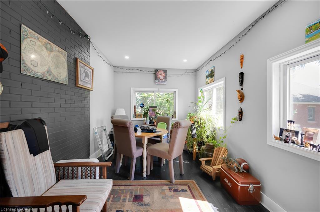 458 Woolwich Street Property Photo 22