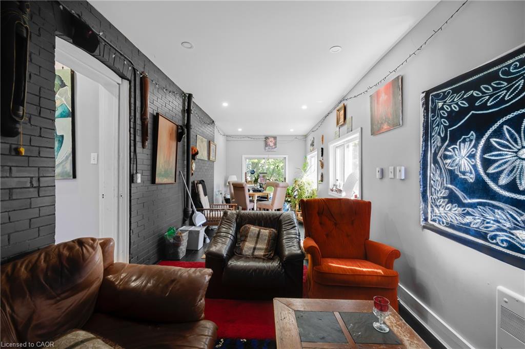 458 Woolwich Street Property Photo 23