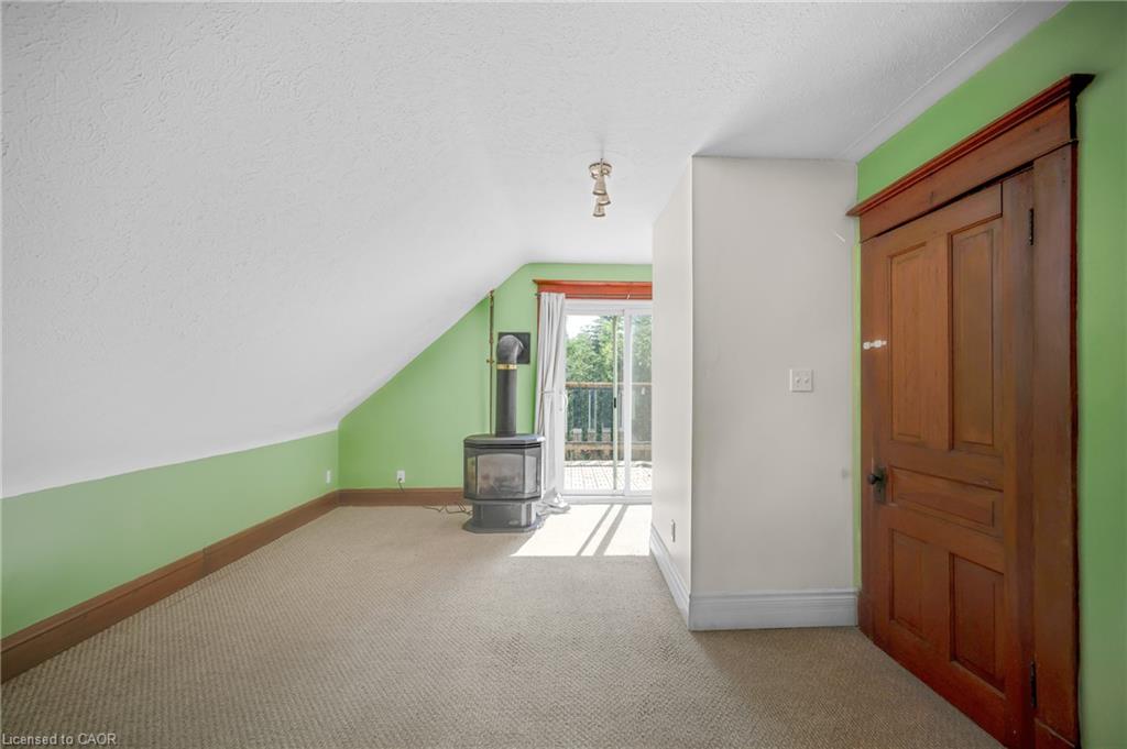 458 Woolwich Street Property Photo 26