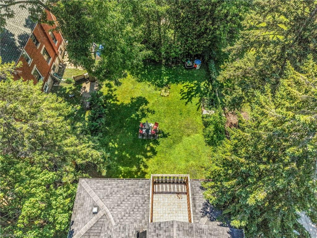 458 Woolwich Street Property Photo 34