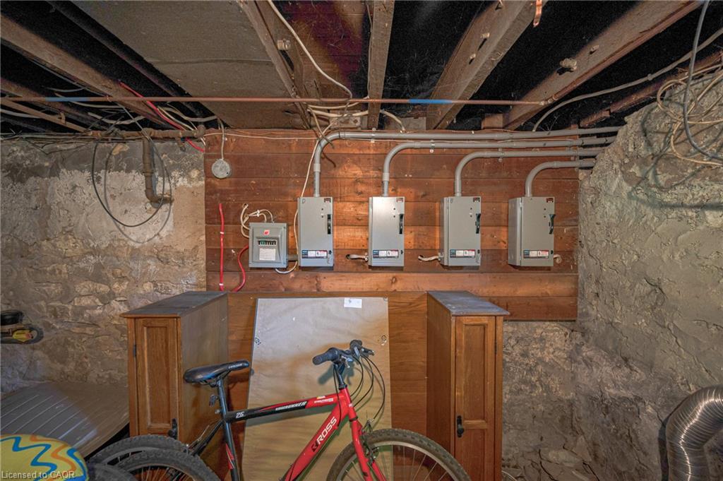 458 Woolwich Street Property Photo 35