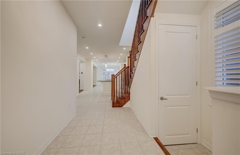 52 Pointer Street Property Photo 4