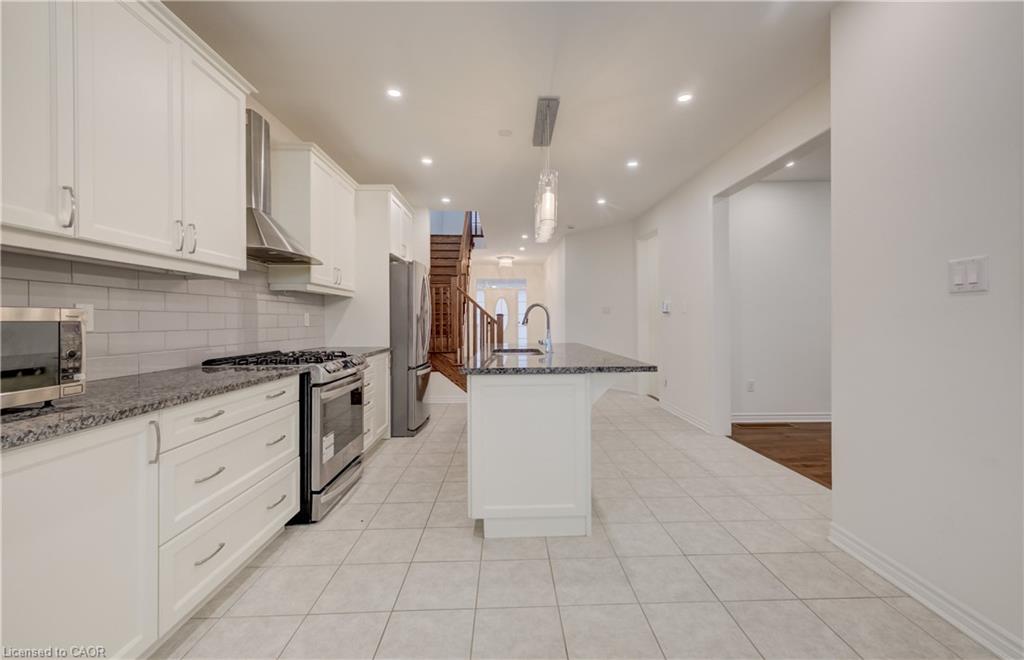 52 Pointer Street Property Photo 9