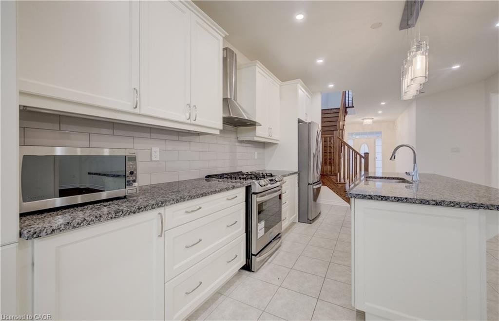 52 Pointer Street Property Photo 12