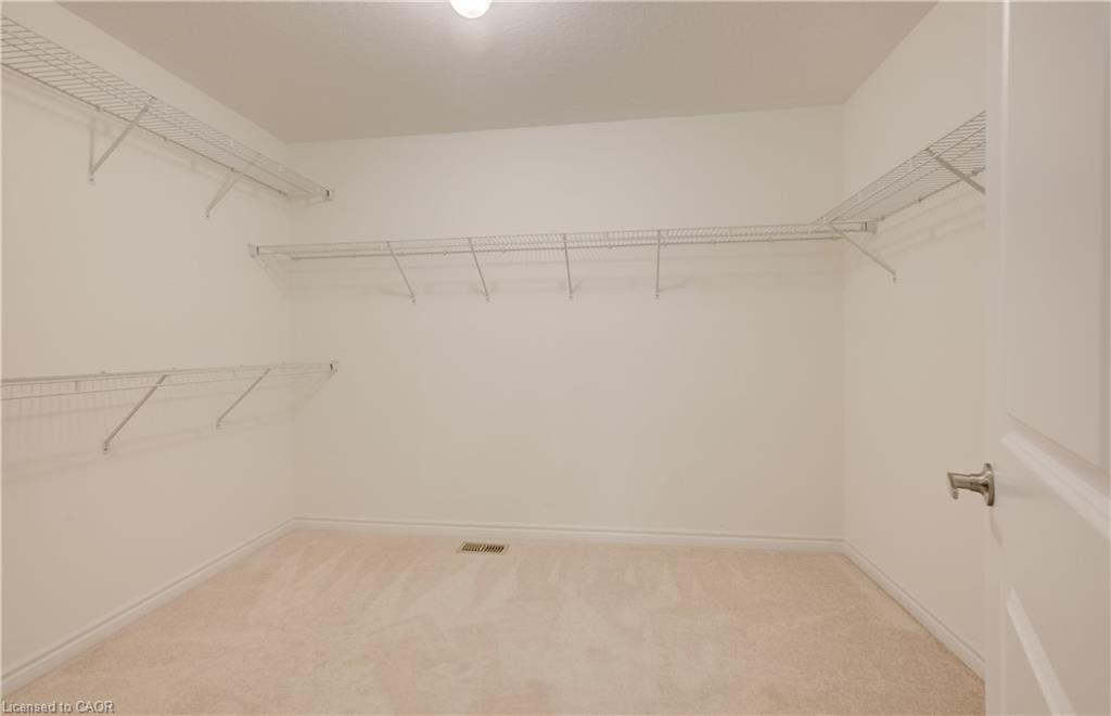 52 Pointer Street Property Photo 37