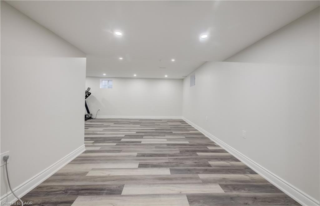 52 Pointer Street Property Photo 38