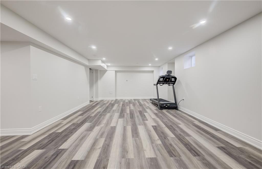 52 Pointer Street Property Photo 40