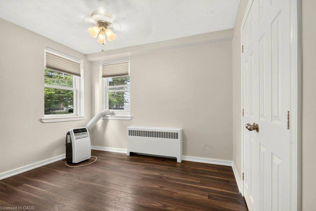 10-4 Robinson Street Property Photo 21