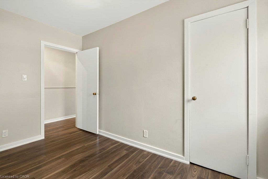 10-4 Robinson Street Property Photo 26