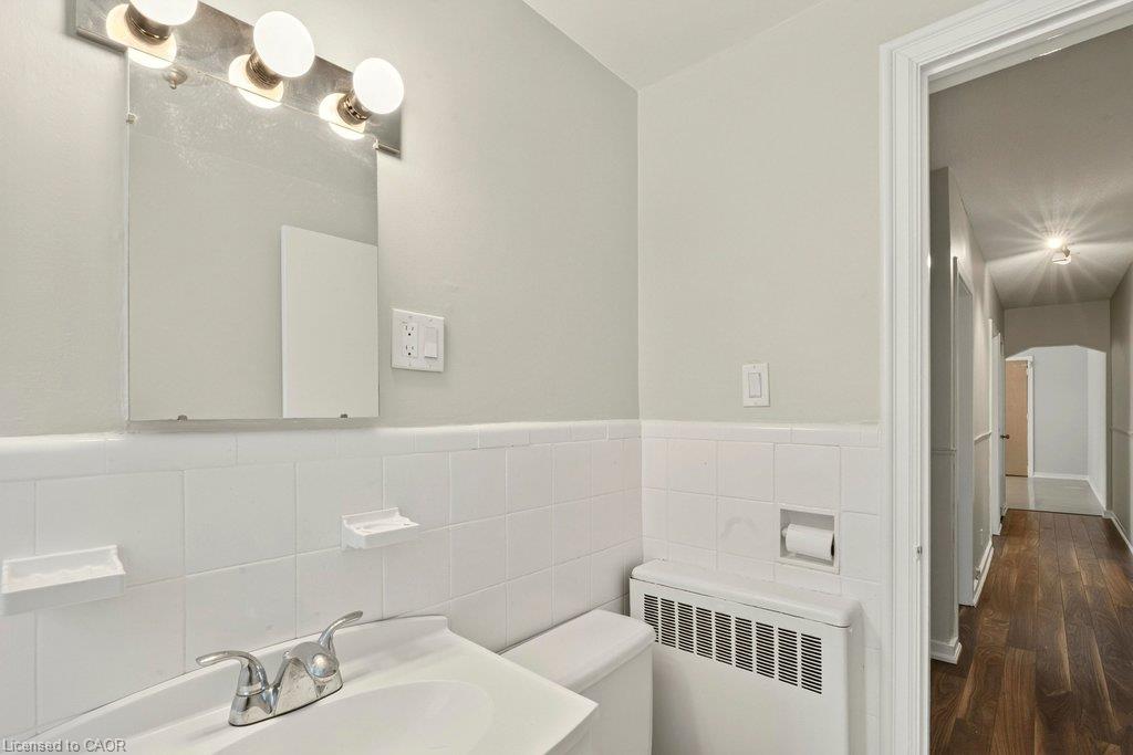 10-4 Robinson Street Property Photo 29
