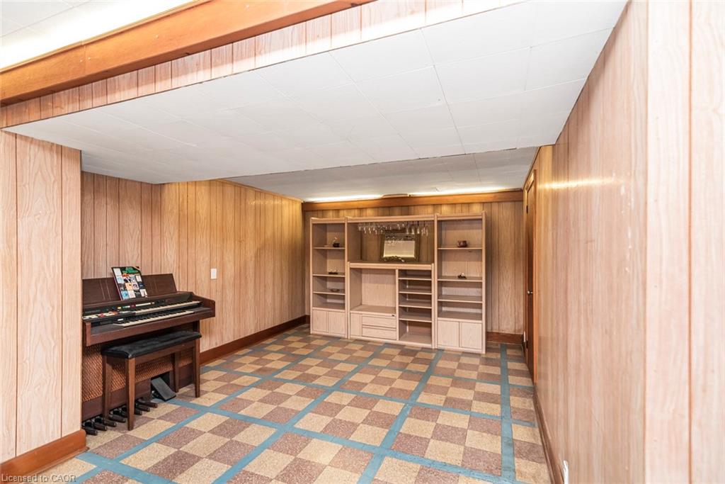 124 Broker Drive Property Photo 23