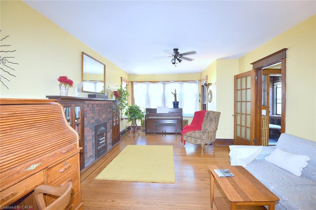 1 Barclay Street Property Photo 6