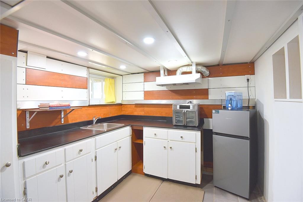 1 Barclay Street Property Photo 30