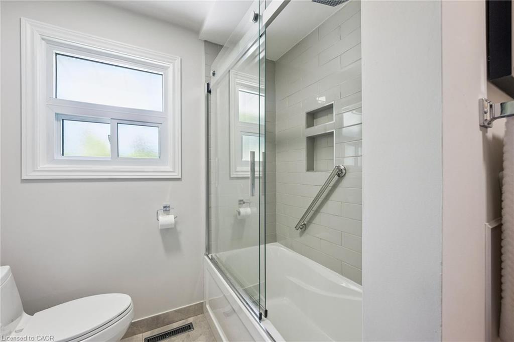 636 Iroquois Avenue Property Photo 19