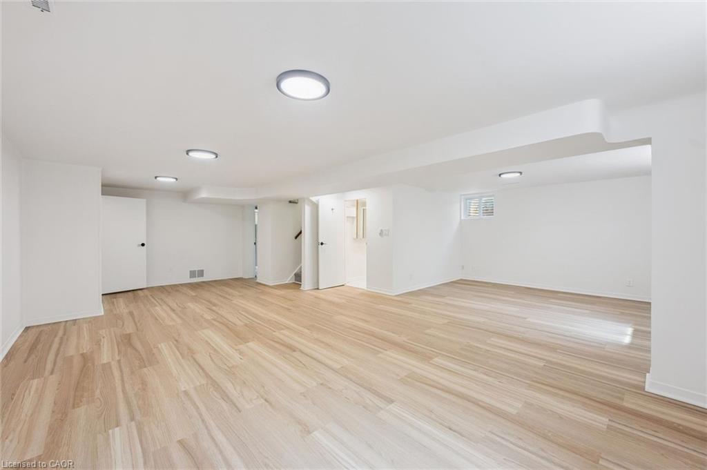 636 Iroquois Avenue Property Photo 21