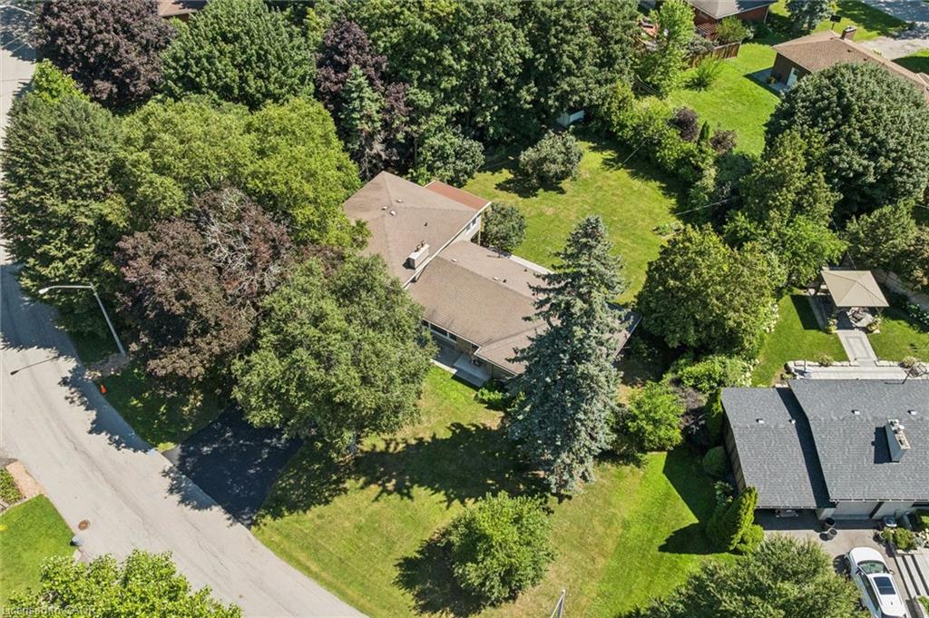 636 Iroquois Avenue Property Photo 40
