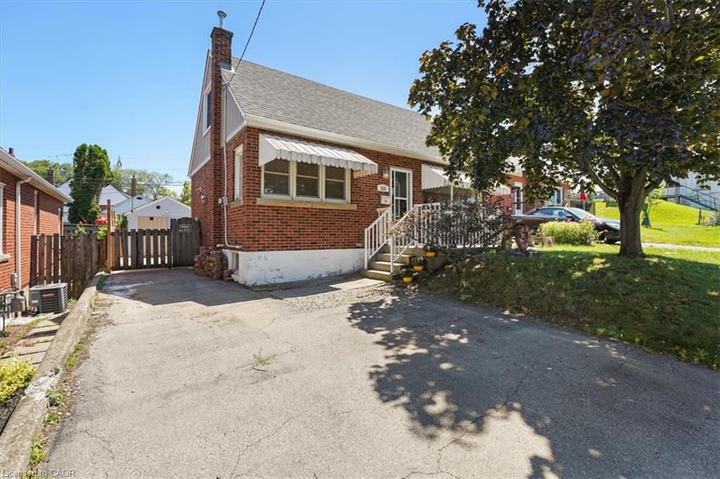 233 Auburn Avenue Property Photo 39