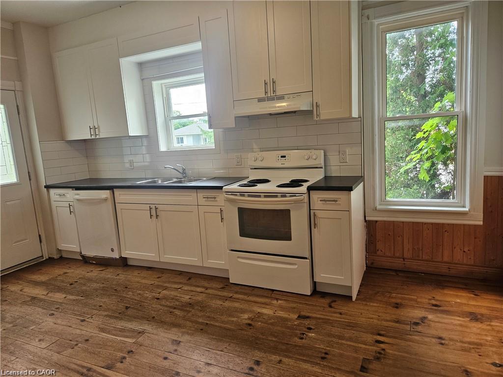 15 Cedar Street Property Photo 10