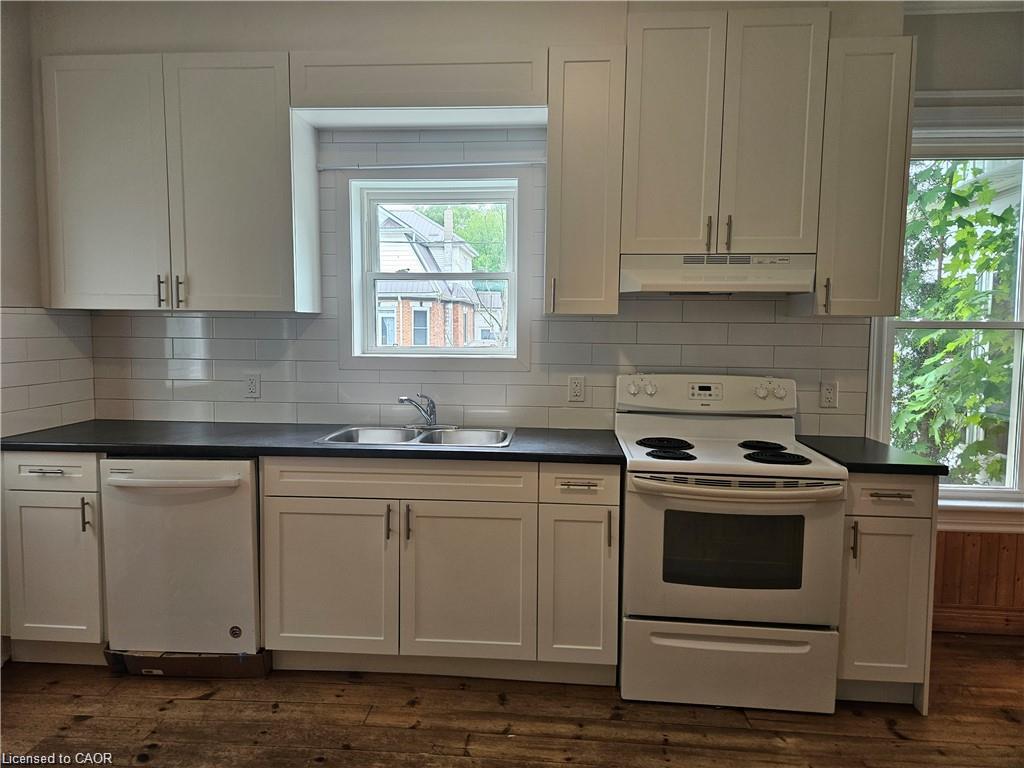 15 Cedar Street Property Photo 12