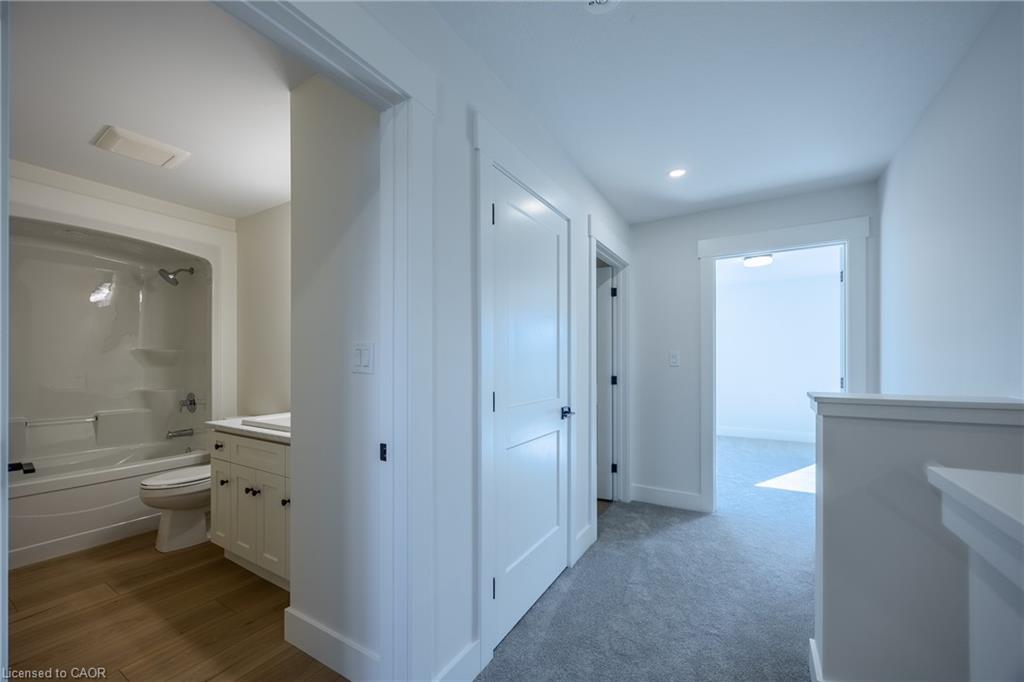115 Amber Street Property Photo 15