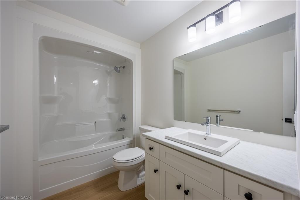 115 Amber Street Property Photo 16