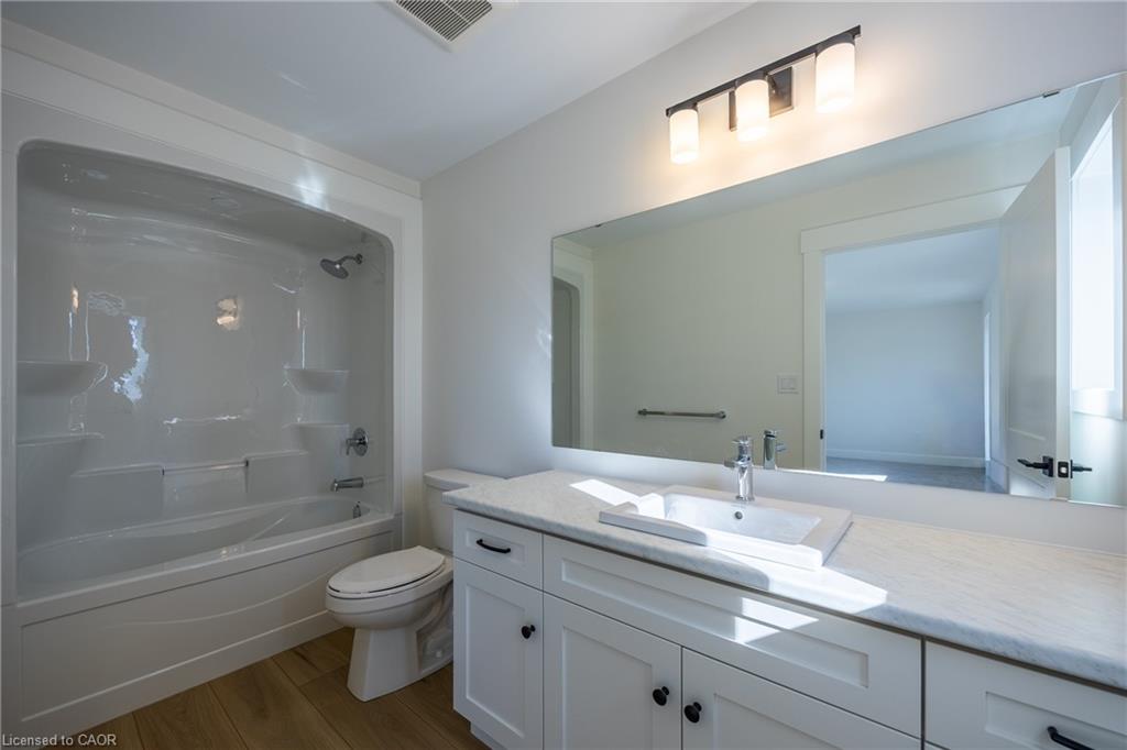 115 Amber Street Property Photo 20