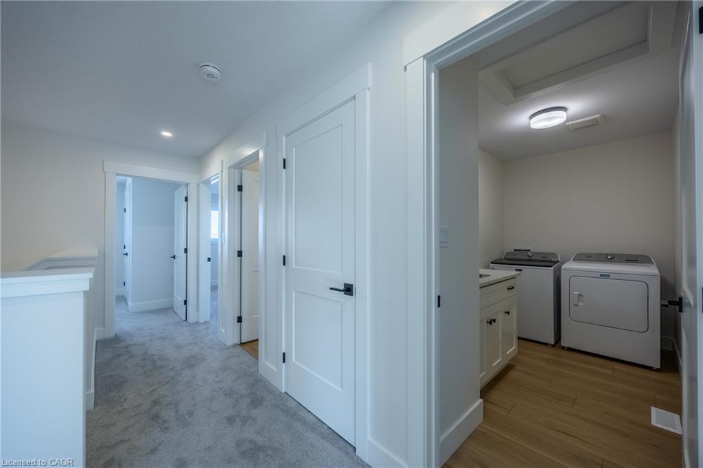 115 Amber Street Property Photo 21