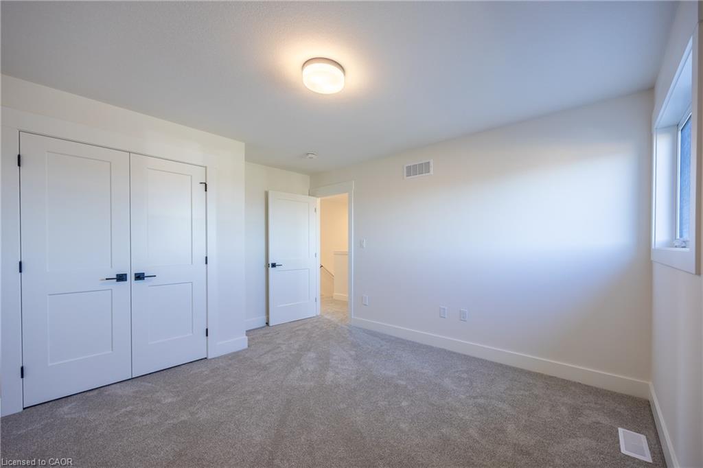 115 Amber Street Property Photo 23