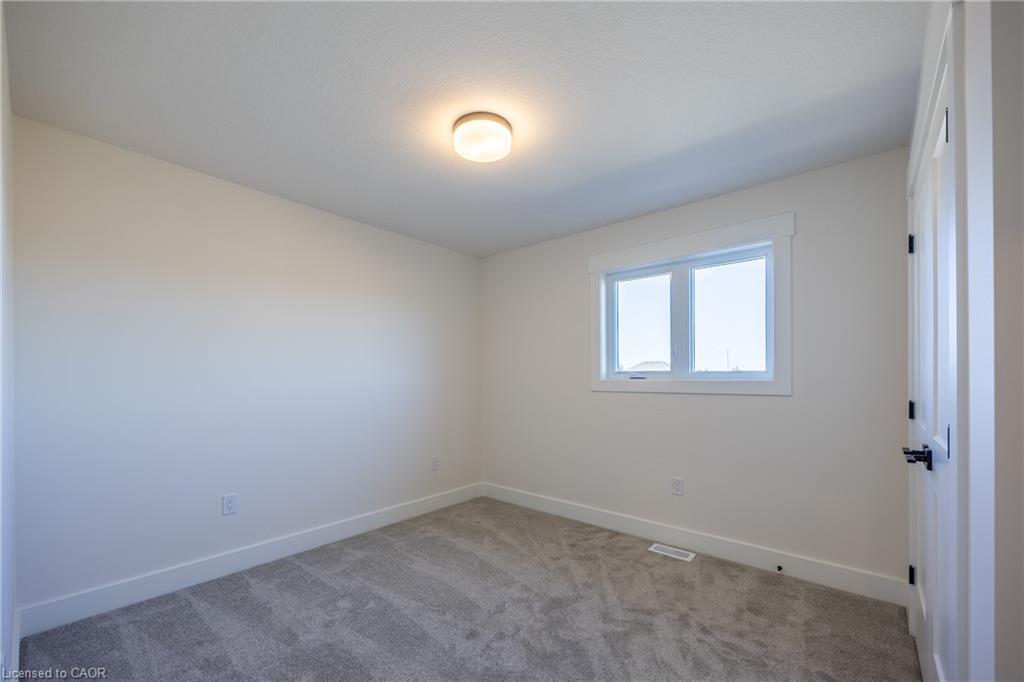 115 Amber Street Property Photo 24