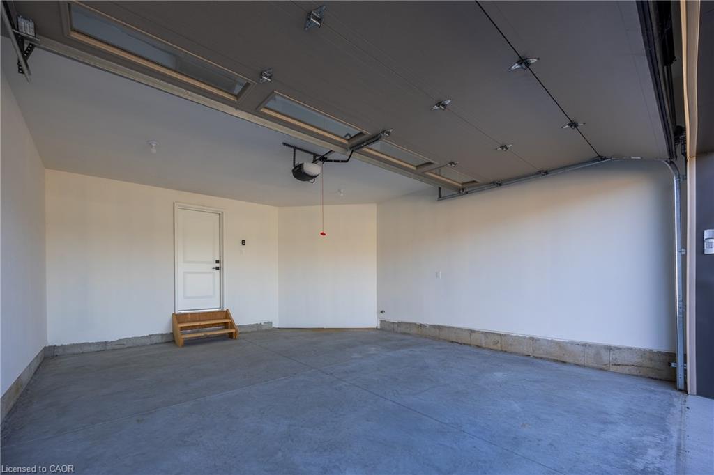 115 Amber Street Property Photo 26