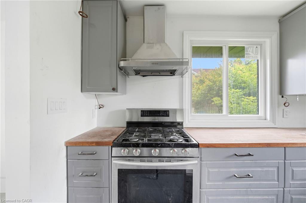 194 Simcoe Road Property Photo 13