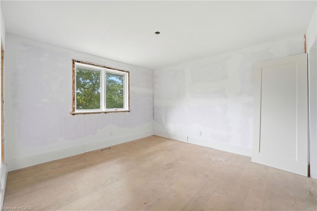 194 Simcoe Road Property Photo 19