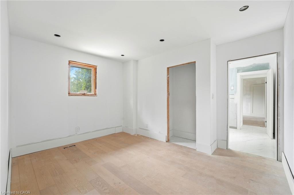 194 Simcoe Road Property Photo 23