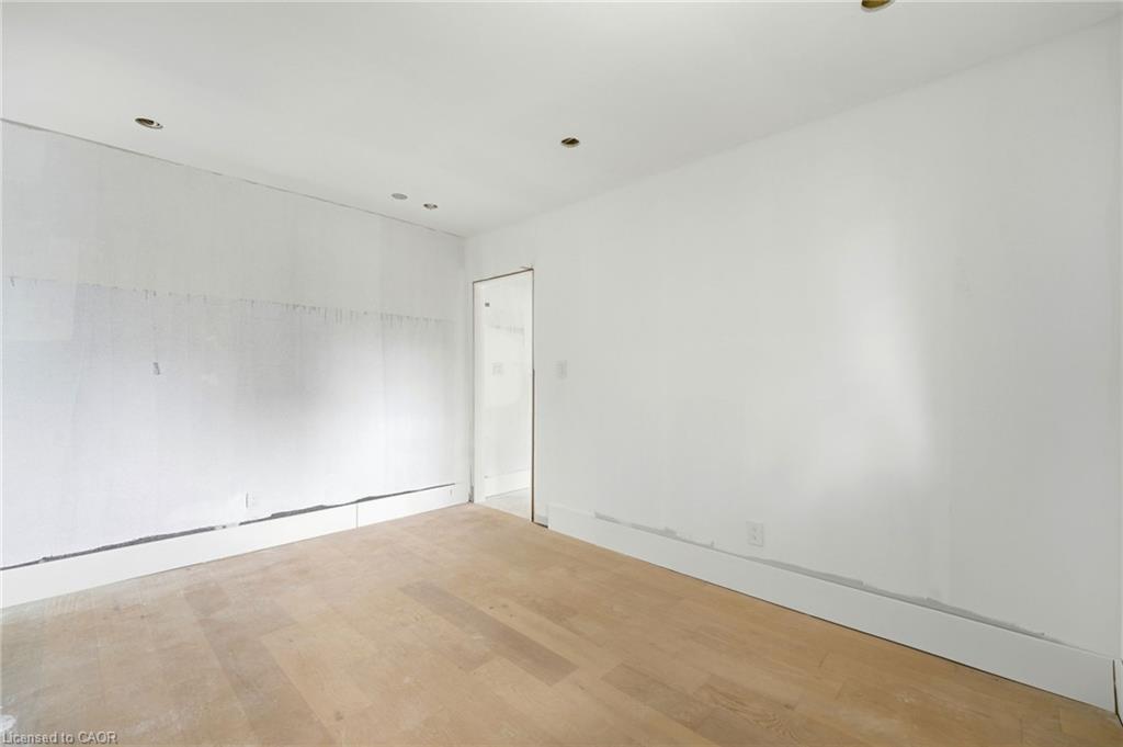 194 Simcoe Road Property Photo 25