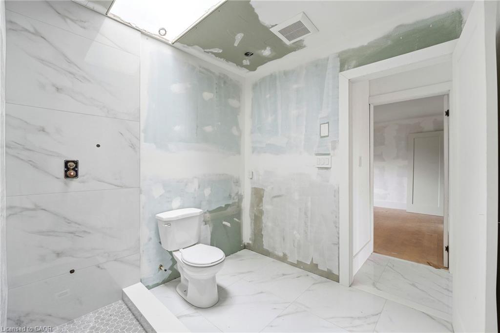 194 Simcoe Road Property Photo 30