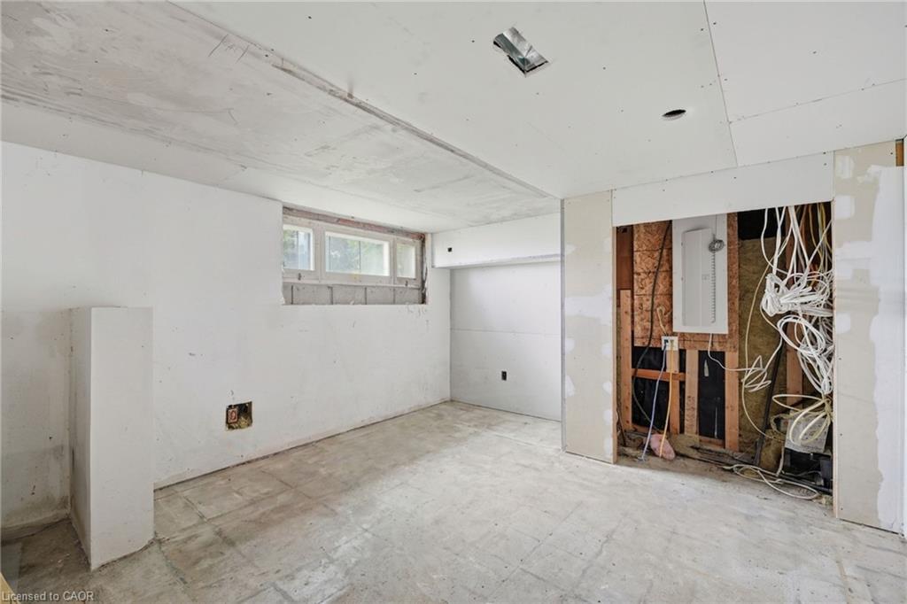 194 Simcoe Road Property Photo 34