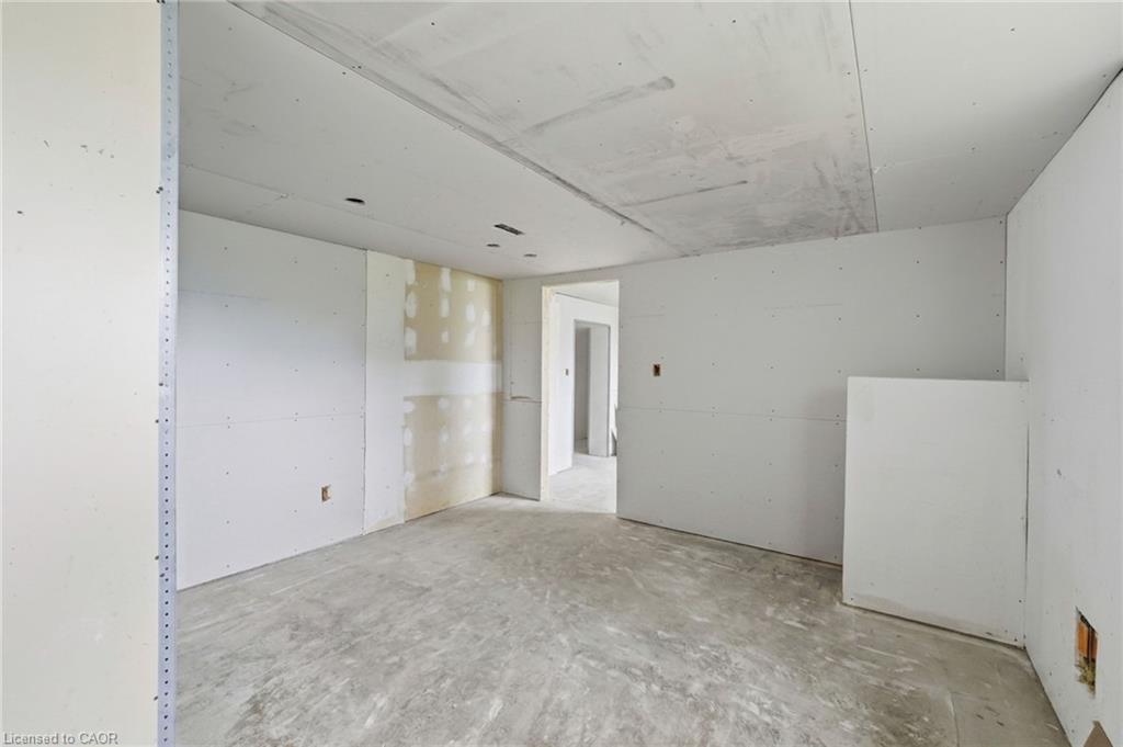 194 Simcoe Road Property Photo 35
