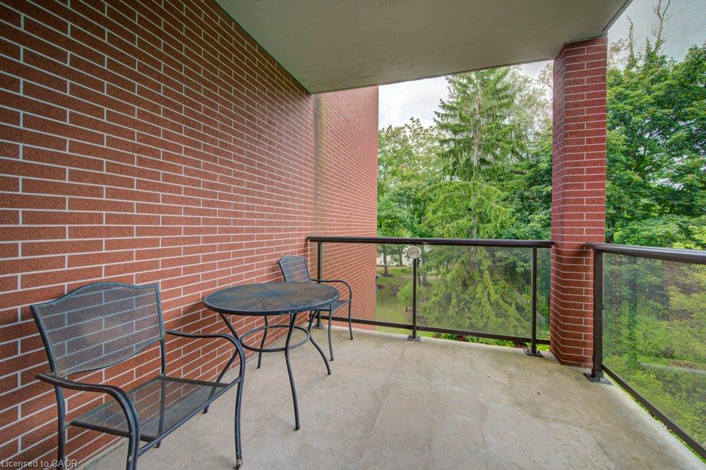 32-52 Blue Springs Drive Property Photo 11