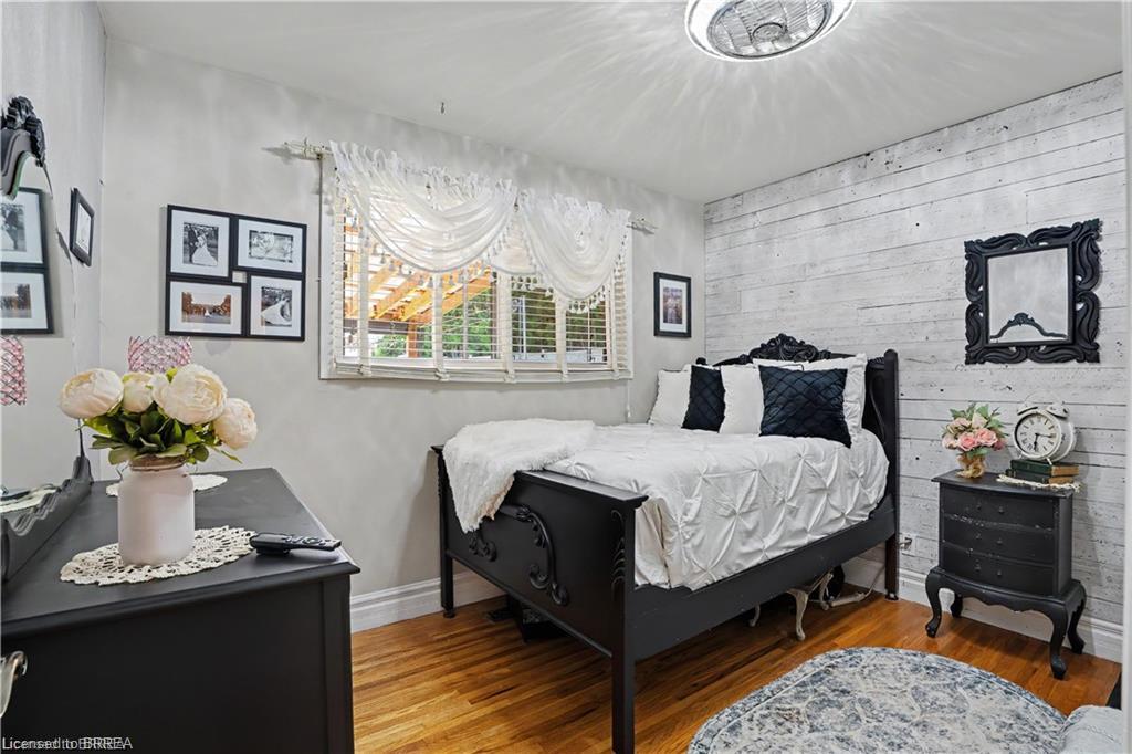 52 Lorne Avenue Property Photo 11