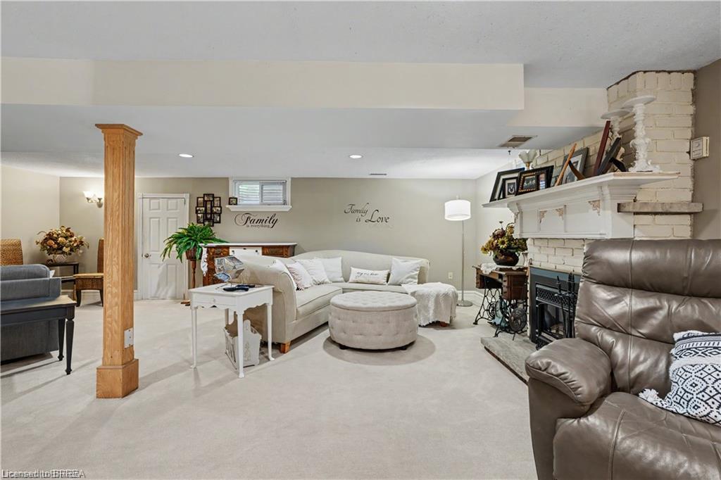 52 Lorne Avenue Property Photo 14