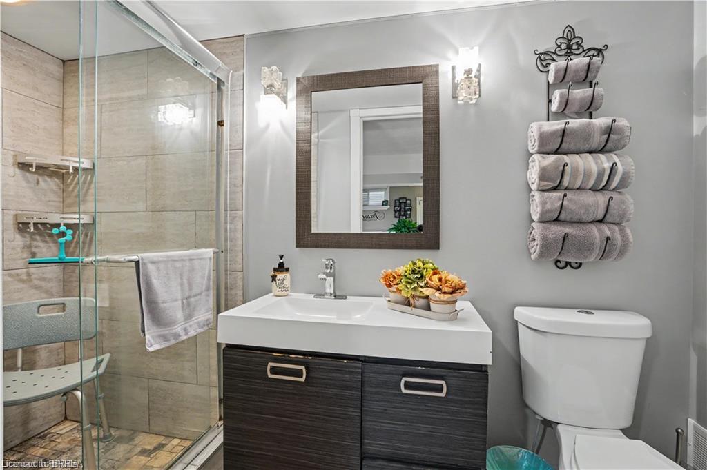 52 Lorne Avenue Property Photo 16