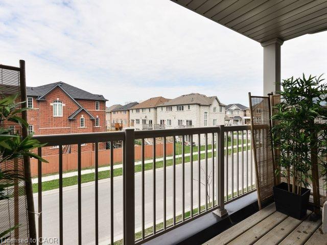 7-129 Isaac Devins Boulevard Property Photo 19