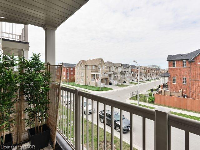 7-129 Isaac Devins Boulevard Property Photo 20