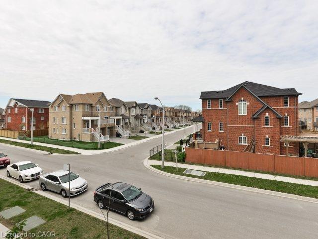 7-129 Isaac Devins Boulevard Property Photo 21